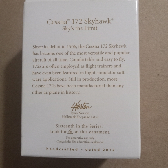 Hallmark Keepsake Ornament   Sky's the Limit series #16 Cessna 172 Skyhawk 2012 - Picture 2 of 2